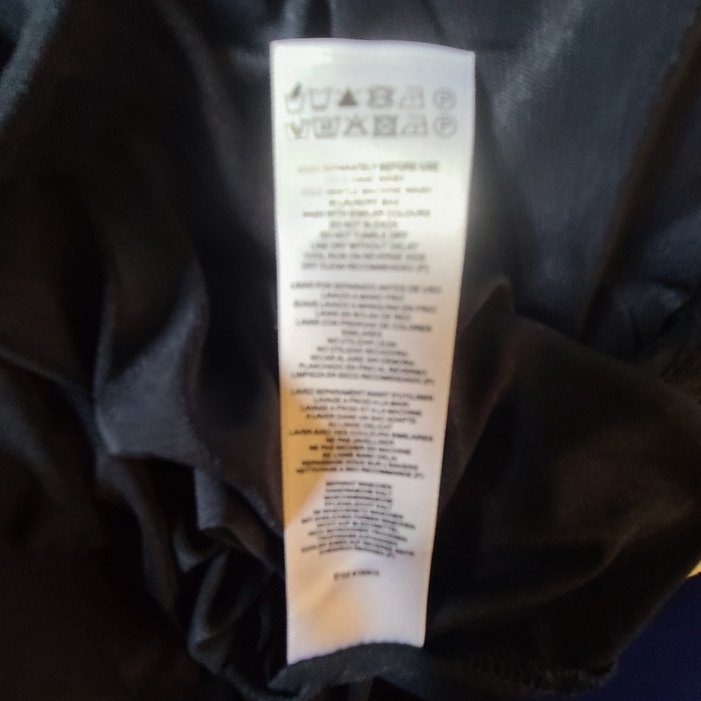 CITY CHIC + Nordstrom Navy Blue Cut Out V-neck Split Sleeve Tie Back 16 - Picture 10 of 12